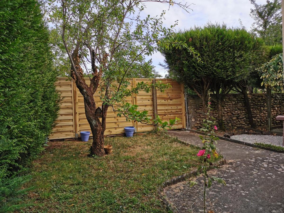 Authentique Gite 1950 Poitiers Futuroscope Aquascope, 1A9Prsn, 3 Pkg, 3 Etoiles A 6Prsn Et 3 Appoints Eco-Responsable Exterior foto